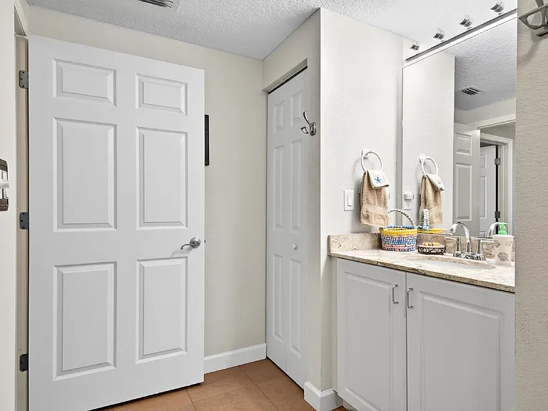 80 Surfview Dr #505 — Photo 36