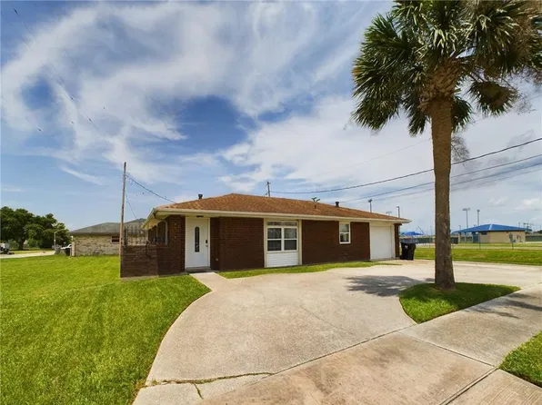 805 Magistrate St, Chalmette, LA 70043