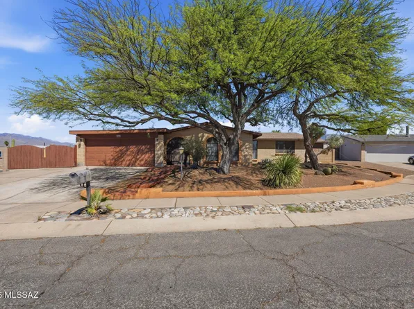 694 N Colette Cir, Tucson, AZ 85748