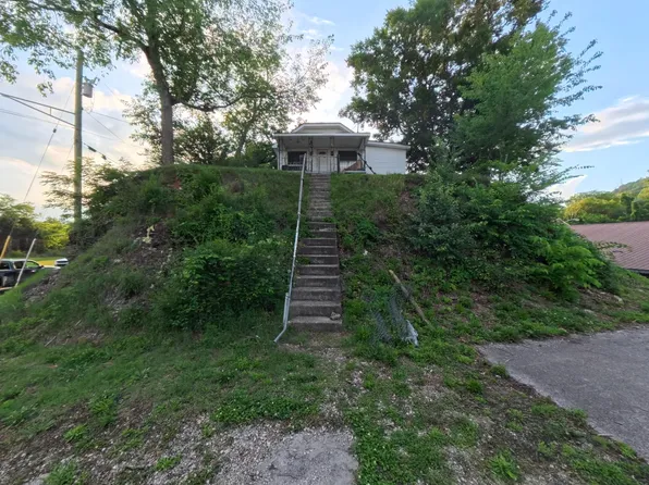 803 Main St, Ravenna, KY 40472