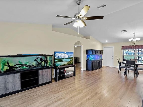5th image of 3015 NW 1st AVE