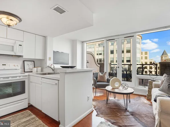 701 Pennsylvania Ave #1018, Washington, DC 20004