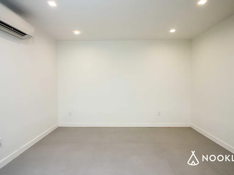 225 Winthrop St #1B — Photo 17