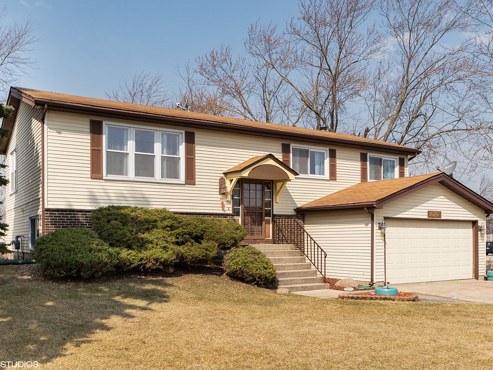 1st image of 20708 S Oak Ln