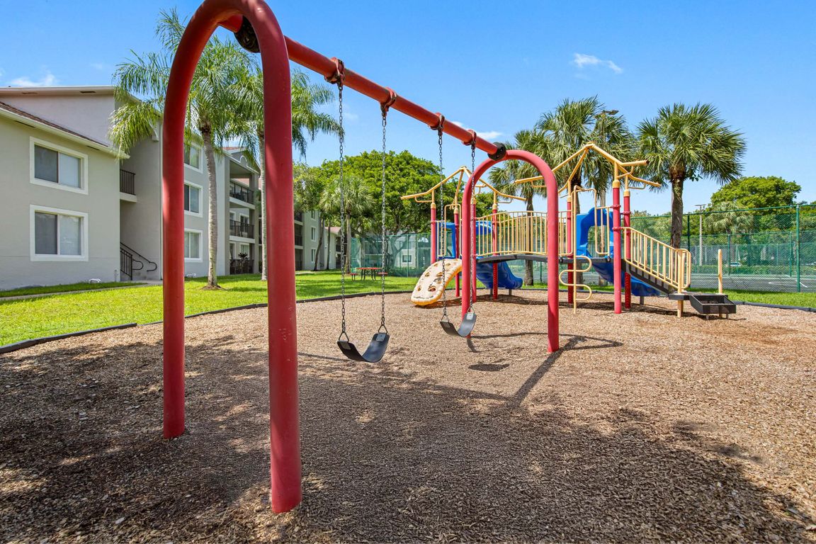 Tamarac FL apartments For Rent | Coral Vista Luxury Apartments | Apartments near Coral Springs