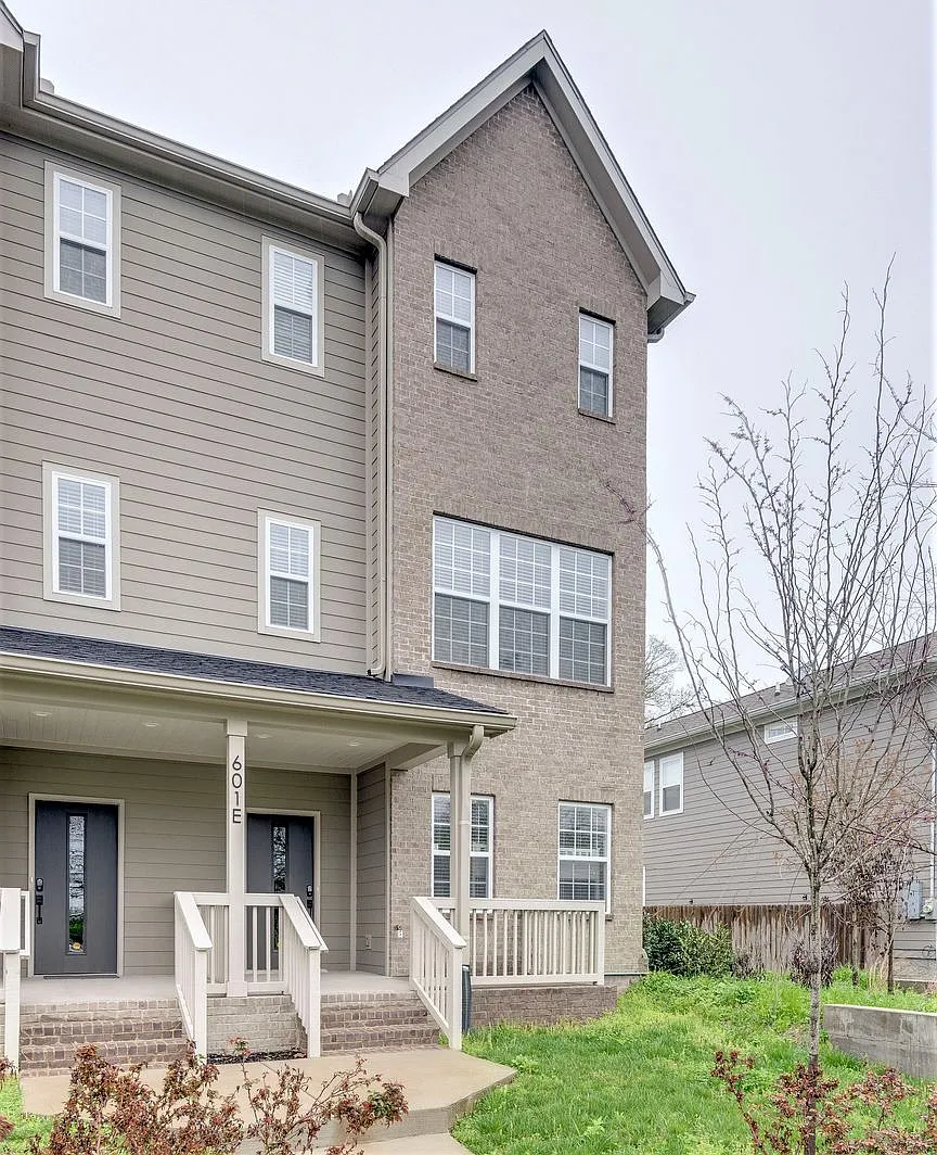 Ries Ave Unit B — Photo 1