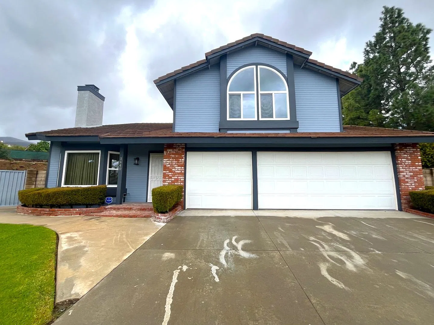 Spacious 5 Bedroom house in Corona — Photo 2