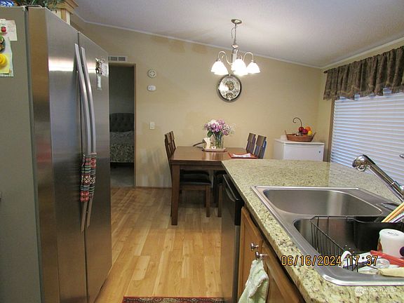 3rd image of 2378 SE Hastings Lane