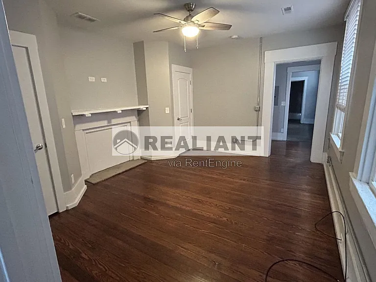 15 W 8th St #2 — Photo 3