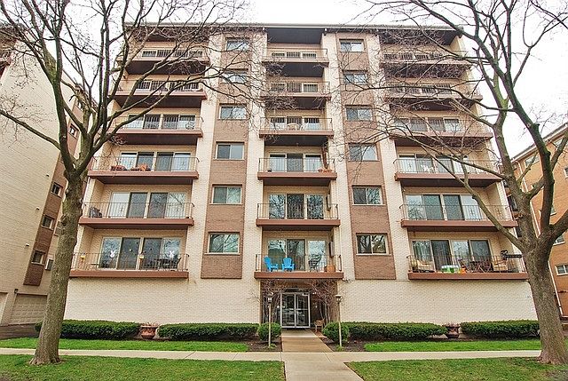 1st image of 235 Marengo Ave APT 6F