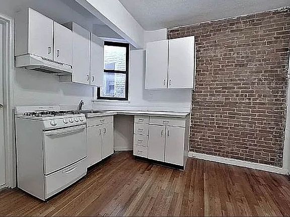 5th image of 510 E 82nd St APT 2A
