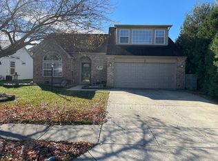 13915 Wabash Dr, Fishers, IN 46038