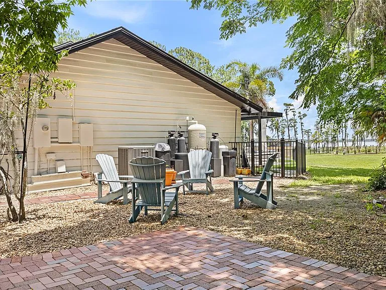10355 Trout Rd — Photo 6