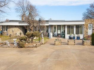 2001 Lakeview Dr, Crescent, OK 73028