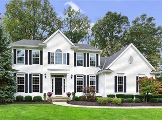 31658 Tradewinds Dr, Avon Lake, OH 44012