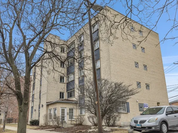 4976 N Milwaukee Ave APT 101, Chicago, IL 60630