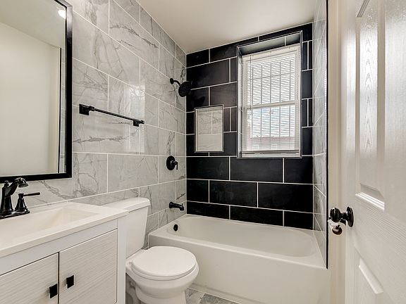 5th image of 3529 N Newstead Ave #1