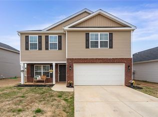 2132 Lacy Farm Rd, Graham, NC 27253