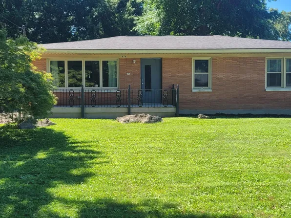 1858 Lynn Lea Rd, Shively, KY 40216