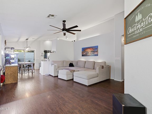 5th image of 661 N JOSHUA TREE Lane