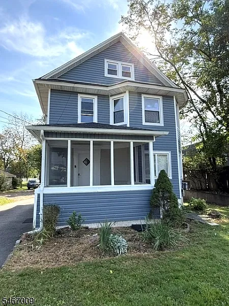 20 Maple Ave #2
