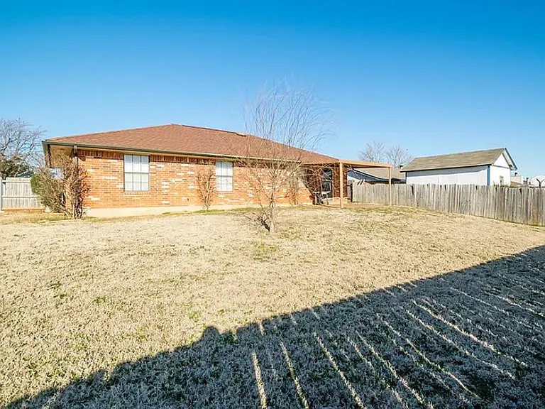 1000 Cottonwood Dr — Photo 23