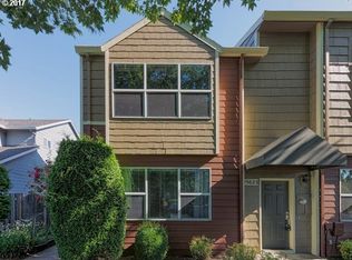 15617 NE Beech St, Portland, OR 97230