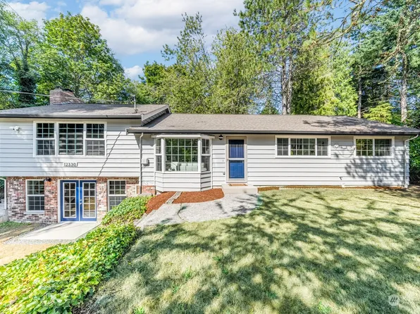 12330 Maplewood Avenue, Edmonds, WA 98026