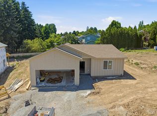 2812 Cyprus Cir, Moscow, ID 83843