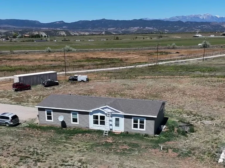 245 Fremont Ln — Photo 1
