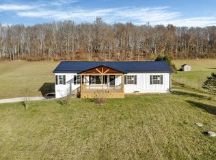 8900 Licking Valley Rd, Frazeysburg, OH 43822