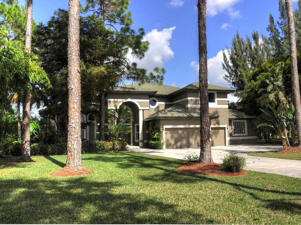 1st image of 8761 NW 58th Ct
