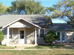 126 W 4th Ave, Cheney, KS 67025