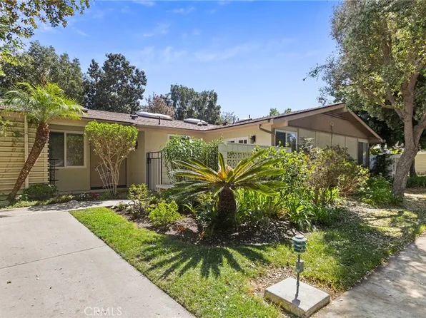 65 Calle Aragon Unit B, Laguna Woods, CA 92637