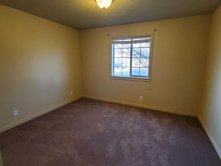 198 Stockham Blvd #B — Photo 8