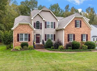 7213 Creekbluff Ridge Dr, Chesterfield, VA 23838