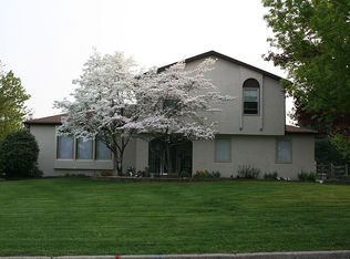 67 E Ridge Cir, Langhorne, PA 19053