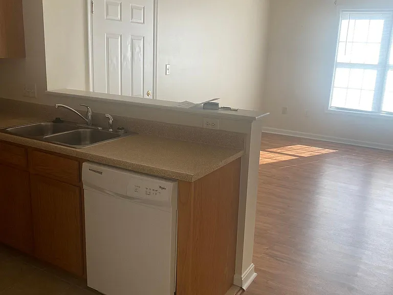 1931 Ashley Dr #2C — Photo 7