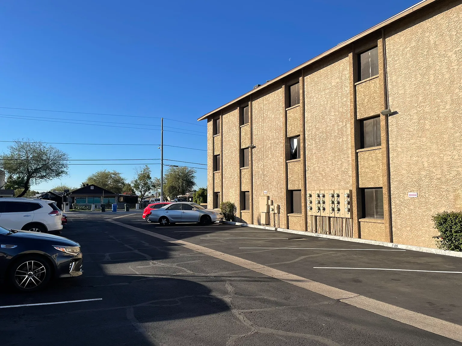 Mountain View Apts on Townley - 301 — Photo 2
