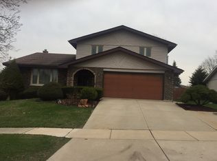 8438 Hollywood Dr, Orland Park, IL