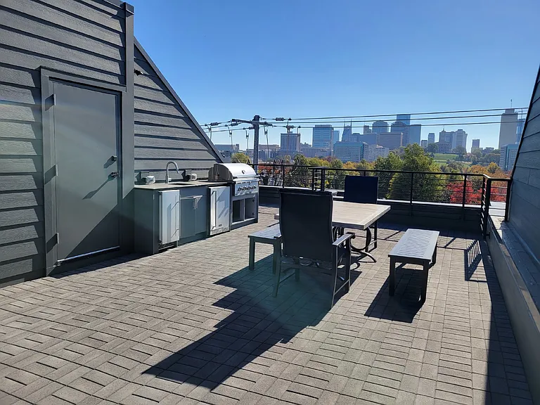 618 Madison St — Photo 33