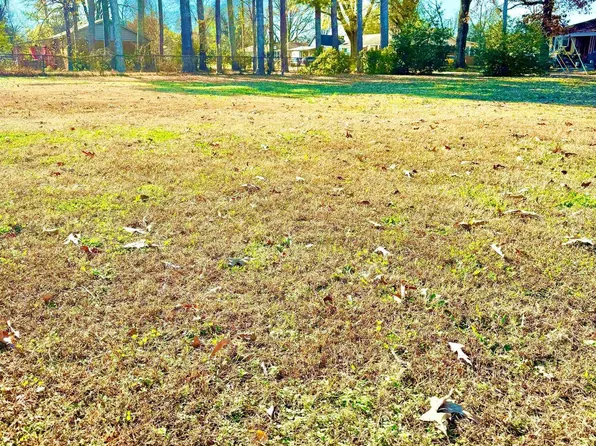 1505 8th St SE, Decatur, AL 35601