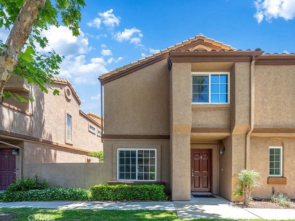 1st image of 14711 Moon Crest Ln Unit B