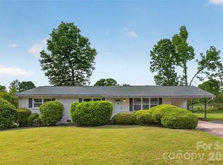 4429 Dawnwood Dr, Gastonia, NC 28056