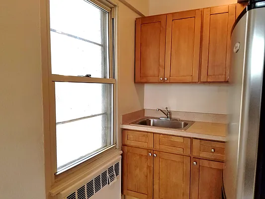 Rented by Manhattan Apartment Organization | media 29