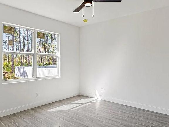 3rd image of 3116 24th St W Unit 3