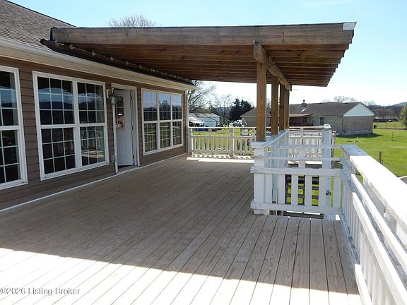 4th image of 175 Tanglewood Rd