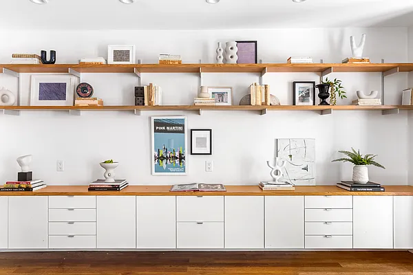 Sold by Compass | media 27