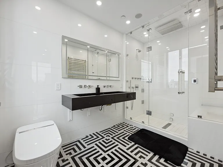 102 W End Ave #Penthouse 5 — Photo 8