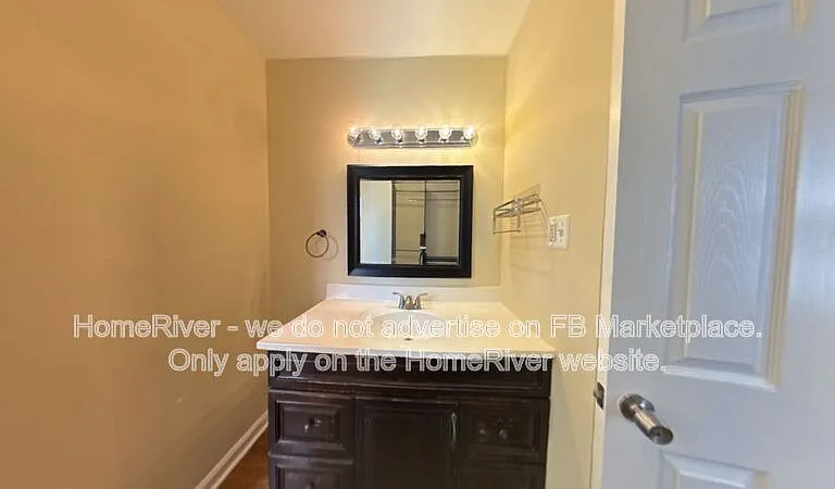 308 Pemberton St — Photo 23